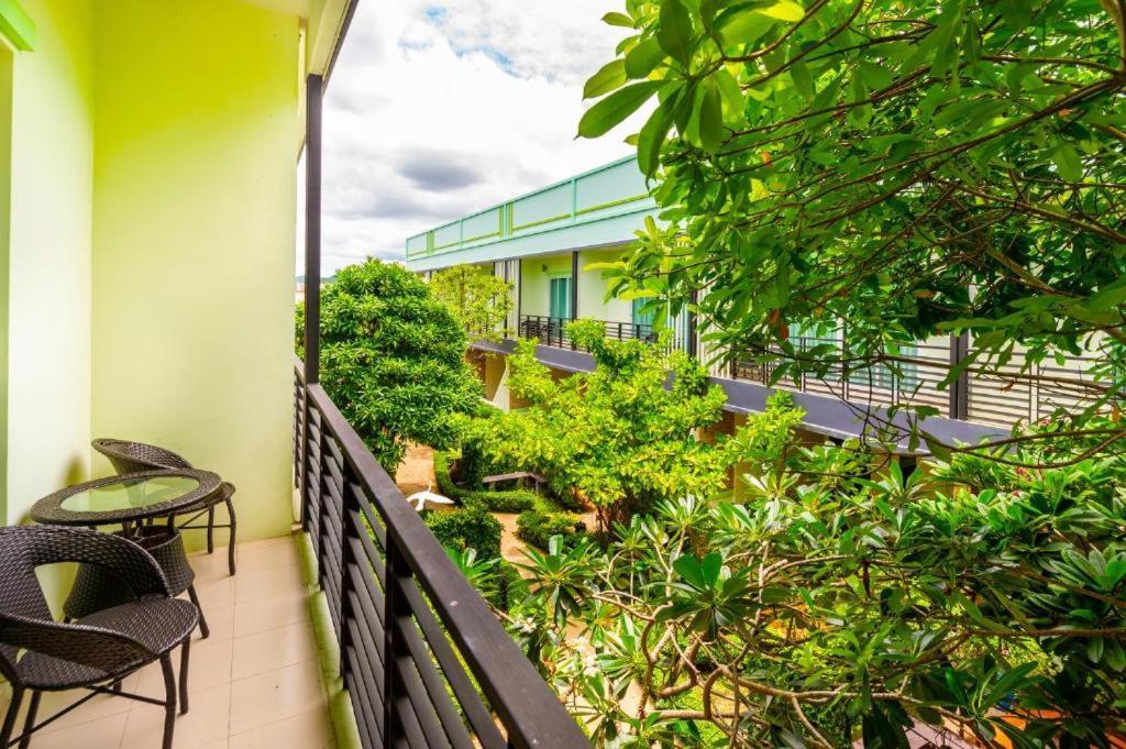 Baan Noppadol Hua Hin Resort Экстерьер фото